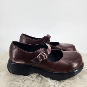 Dansko Vintage Chunky Mary Jane Clogs Size 38 .